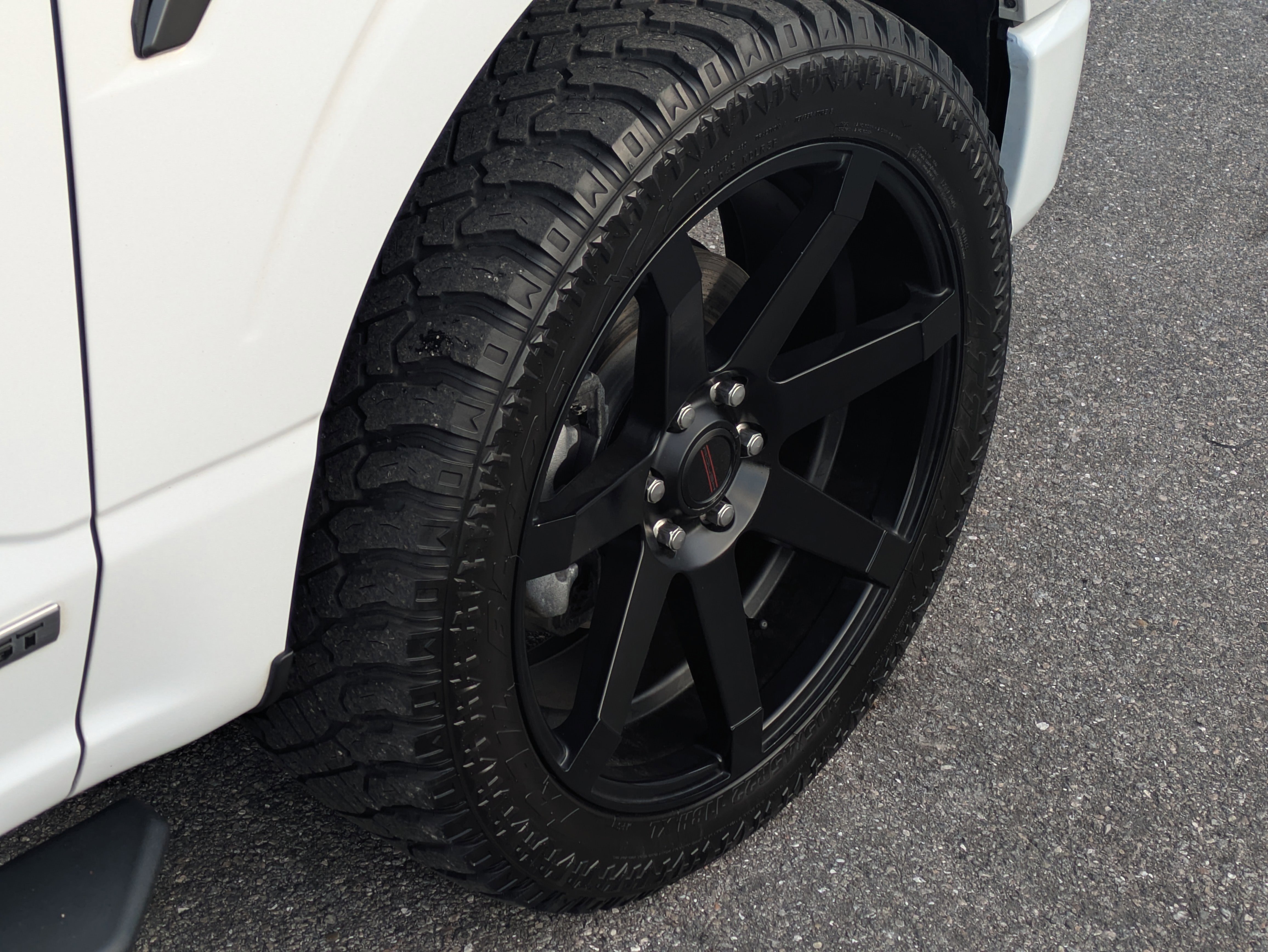 Certified 2023 Ford F150 XLT w/ Equipment Group 302A High image 12