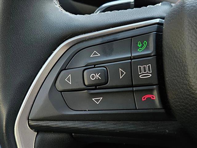 Used 2023 Jeep Grand Cherokee L Laredo image 21