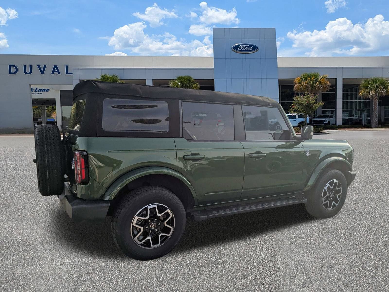 Certified 2024 Ford Bronco Outer Banks AWD/4WD image 4