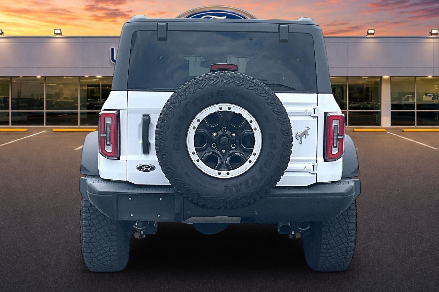 Certified 2023 Ford Bronco Badlands AWD/4WD image 4