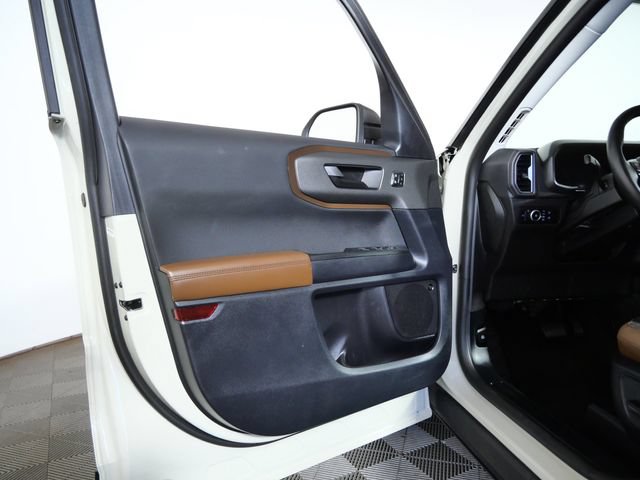 Certified 2025 Ford Bronco Sport Outer Banks w/ Outer Banks Tech Package+ AWD/4WD image 16