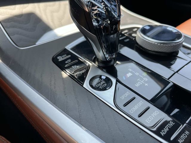 Used 2021 BMW X7 M50i AWD/4WD image 44
