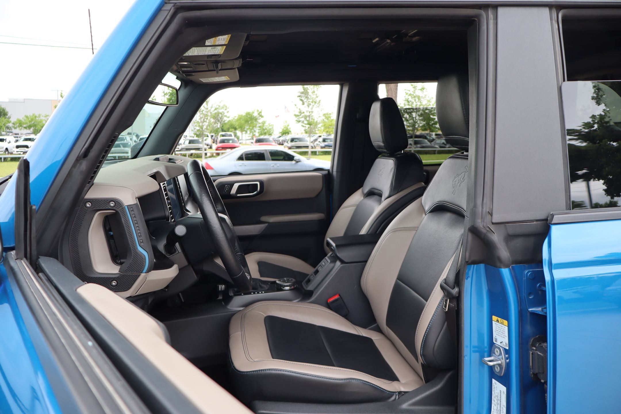 Certified 2022 Ford Bronco Wildtrak AWD/4WD image 11