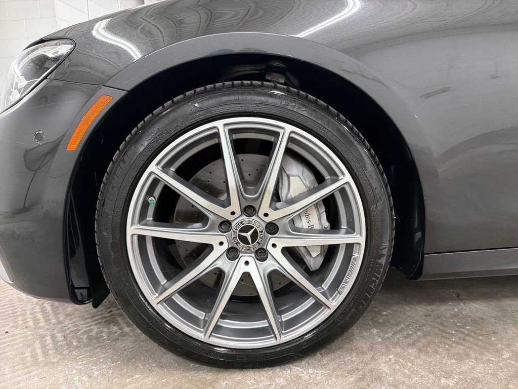 Used 2022 Mercedes-Benz E 350 Sedan image 13