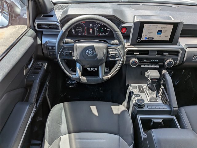 Used 2024 Toyota Tacoma TRD Sport AWD/4WD image 31