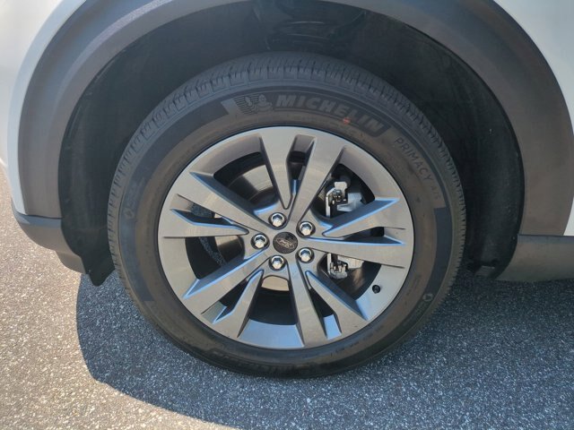 Certified 2023 Ford Explorer XLT w/ Equipment Group 202A AWD/4WD image 11