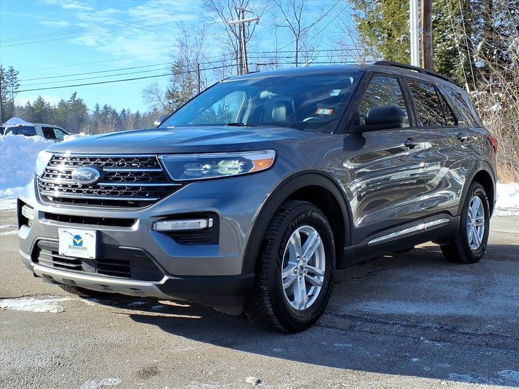 Certified 2022 Ford Explorer XLT w/ Equipment Group 202A image 29