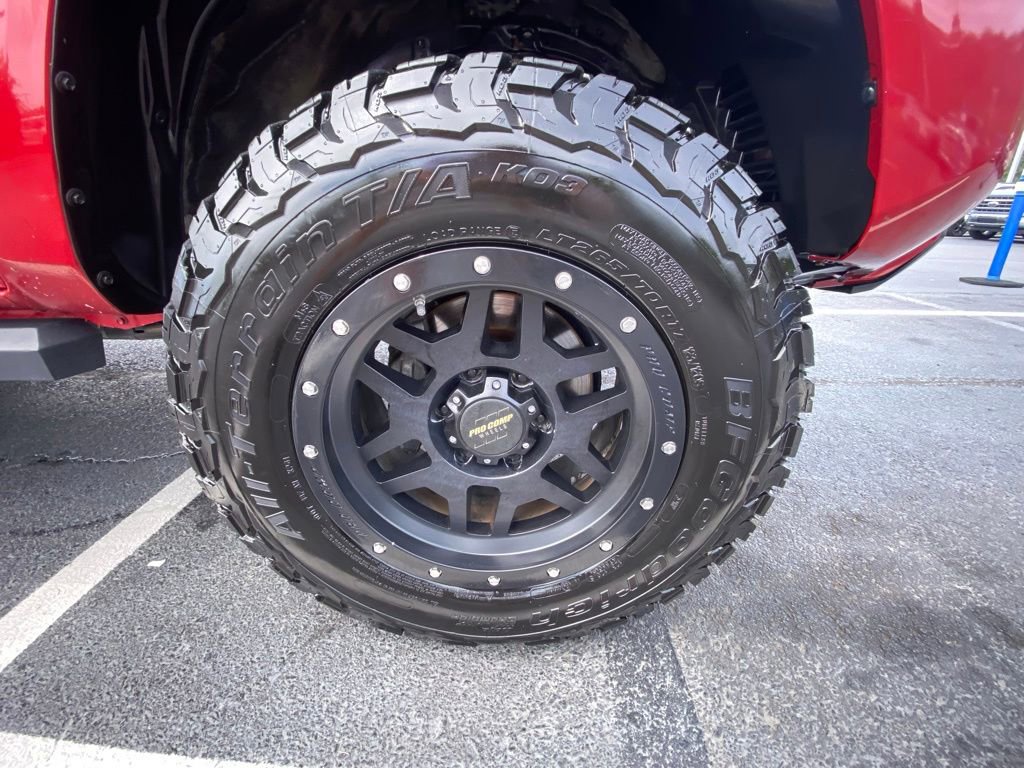 Used 2020 Toyota Tacoma SR w/ SR Convenience Package RWD image 28