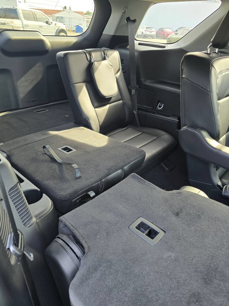 Certified 2023 Ford Explorer XLT w/ Equipment Group 202A AWD/4WD image 20