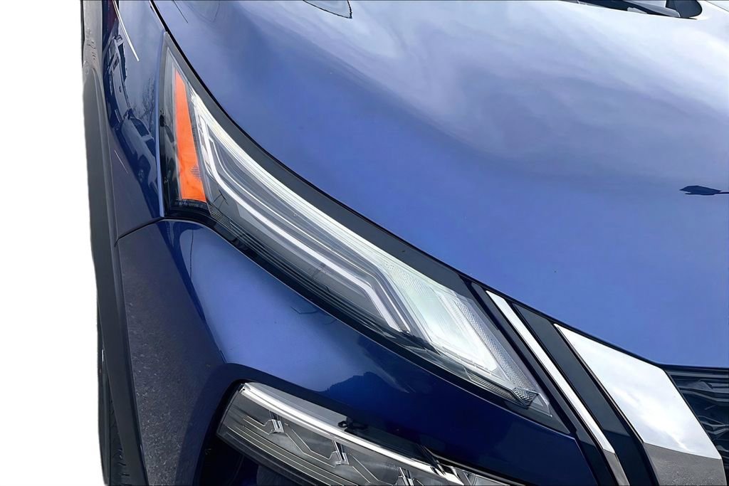 Used 2021 Nissan Rogue Platinum AWD/4WD image 25