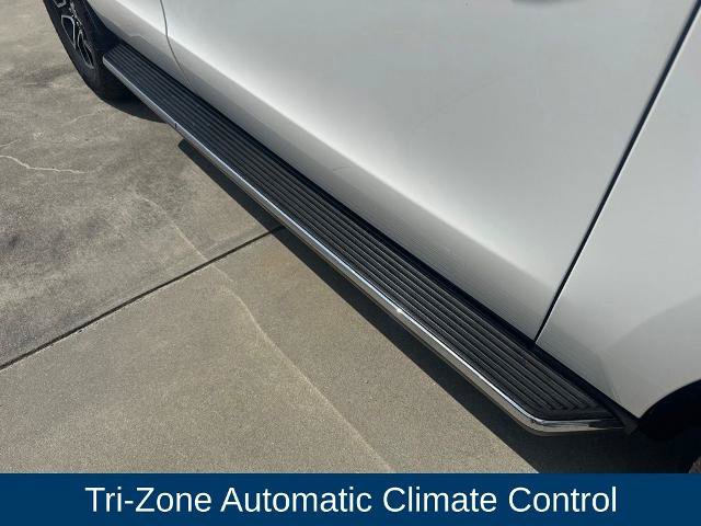 Certified 2022 Ford Expedition XLT RWD image 13