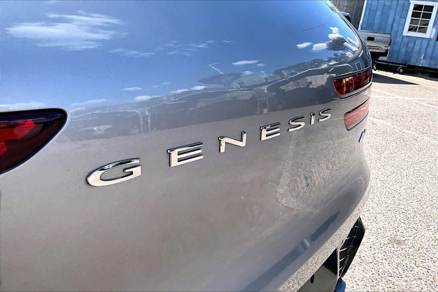 Used 2024 Genesis GV70 2.5T w/ Sport Prestige Package AWD/4WD image 31