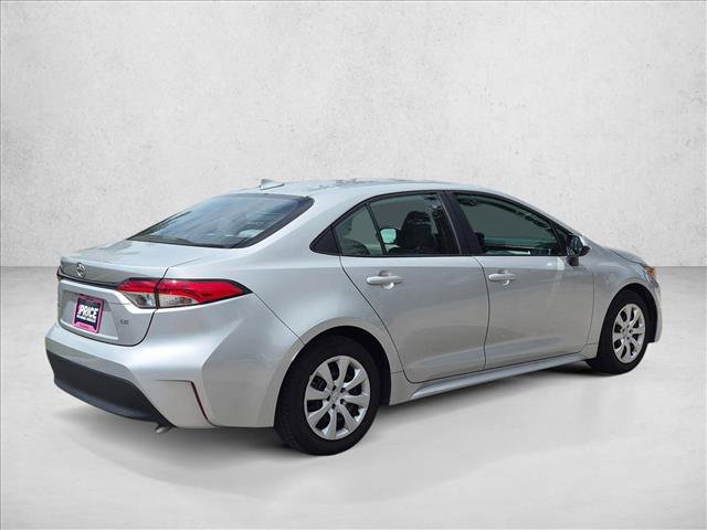 Used 2024 Toyota Corolla LE FWD image 5