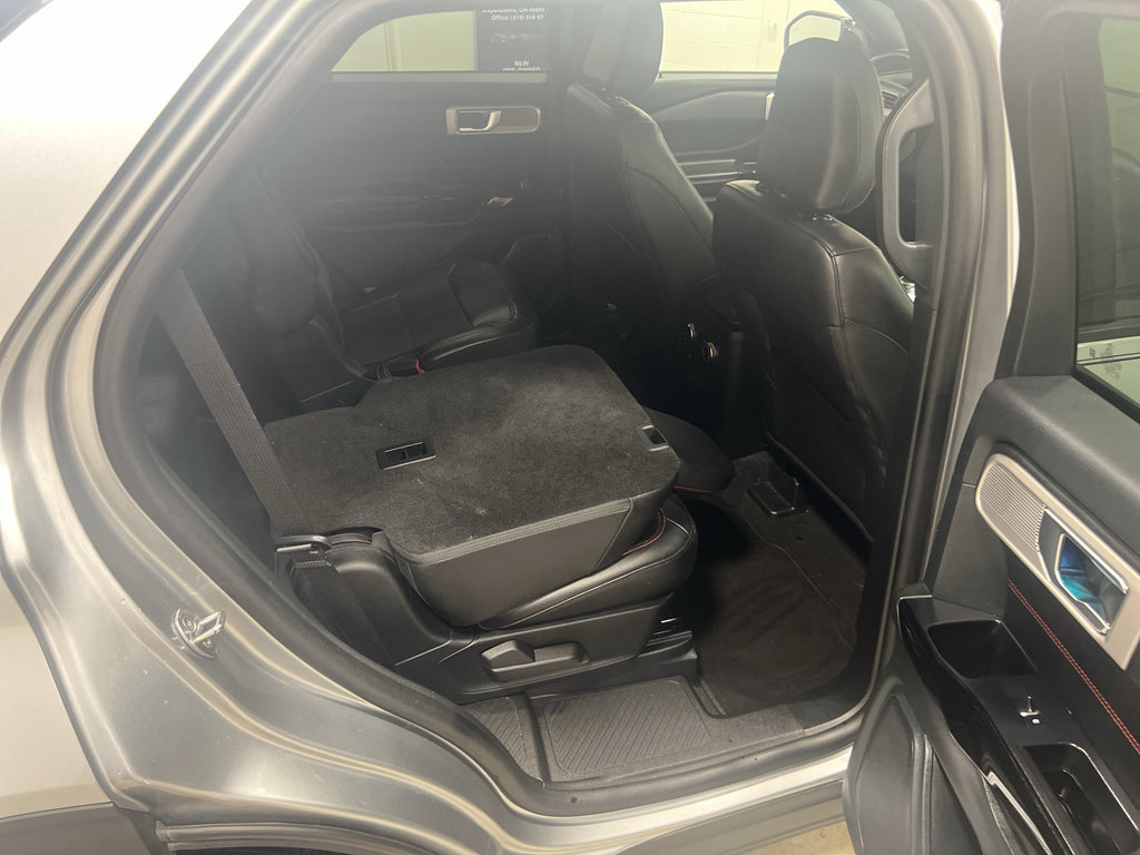 Certified 2024 Ford Explorer ST-Line w/ Class IV Trailer Tow Package AWD/4WD image 23