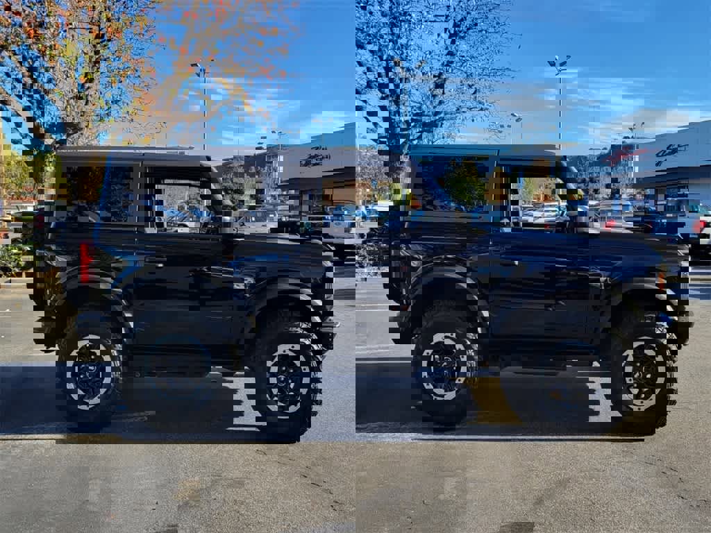 Certified 2023 Ford Bronco Black Diamond w/ Sasquatch Package image 7