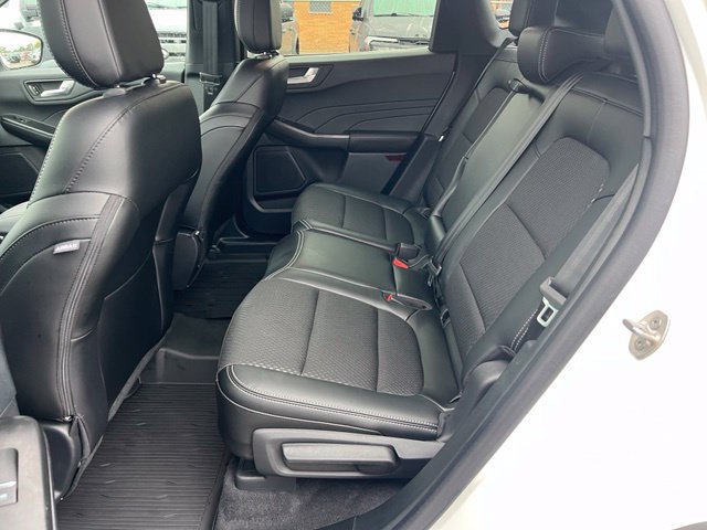 Certified 2026 Ford Escape SE FWD image 20