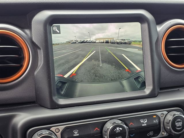 Used 2021 Jeep Gladiator Mojave AWD/4WD image 11