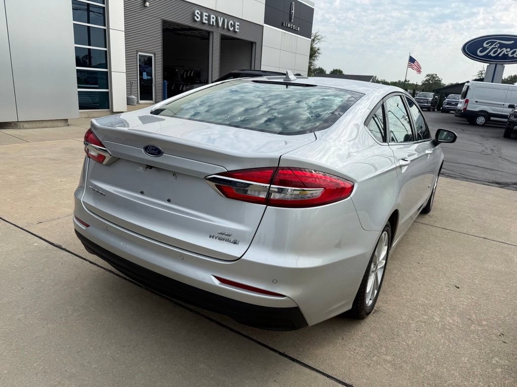 Certified 2019 Ford Fusion SE FWD image 7