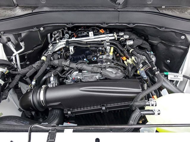 Certified 2025 Ford Explorer Active AWD/4WD image 33