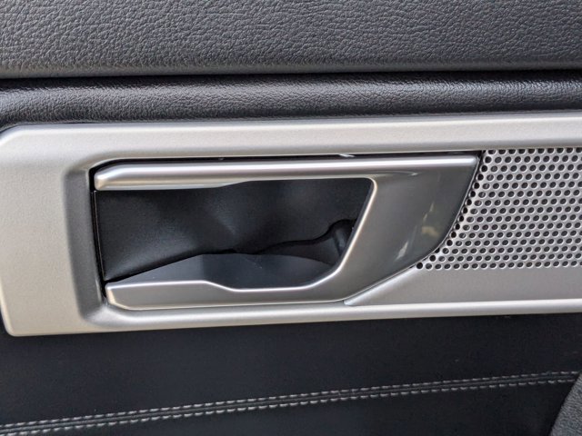 Certified 2023 Ford Explorer Limited w/ Hybrid Equipment Group 310A image 31