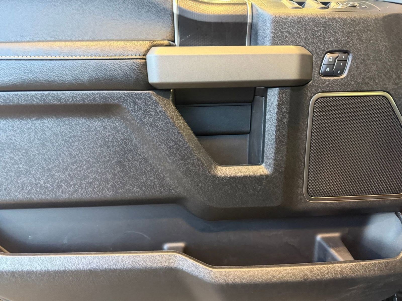 Certified 2017 Ford F150 Raptor w/ Equipment Group 802A Luxury image 20