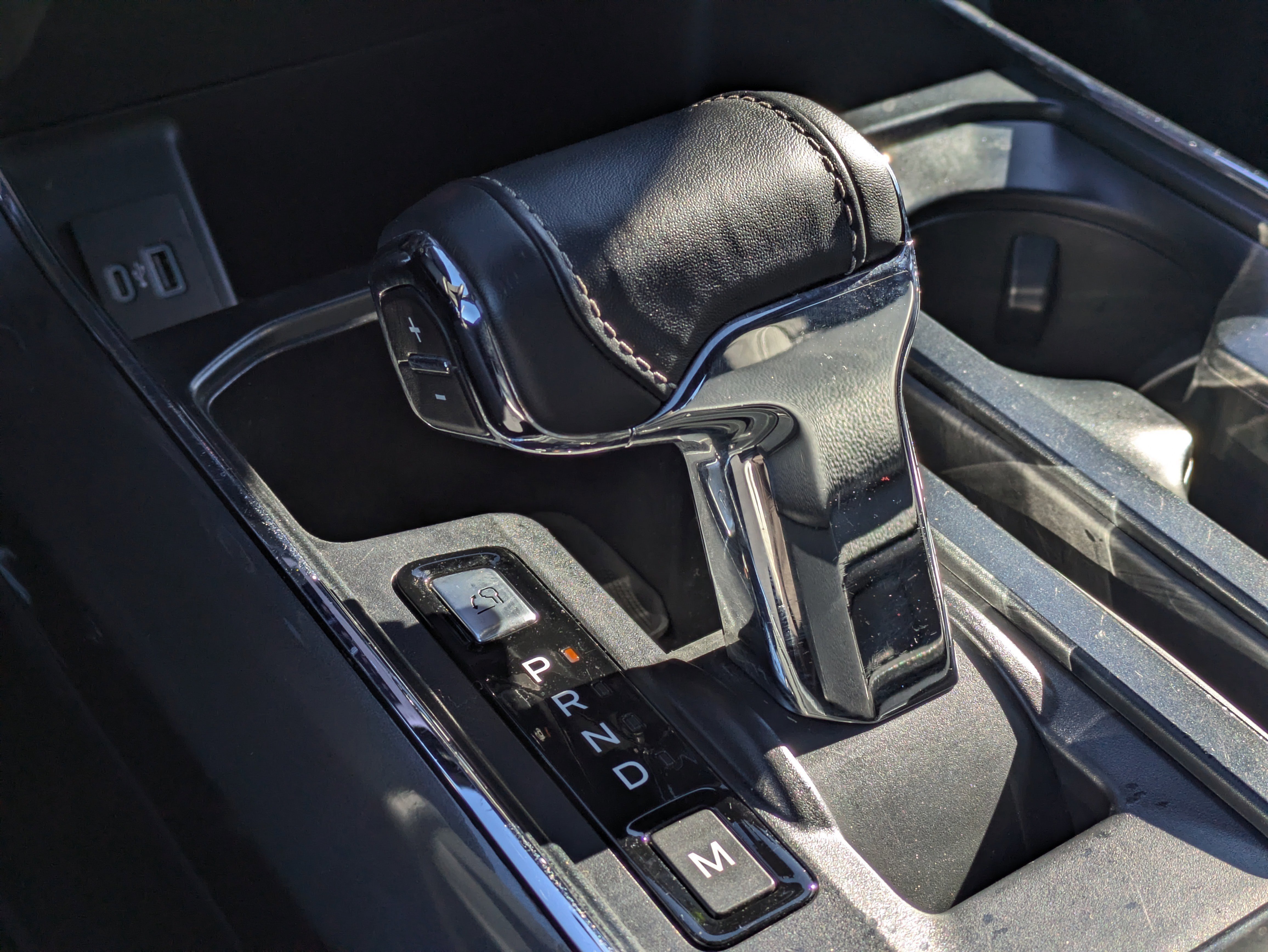 Certified 2023 Ford F150 XLT w/ Equipment Group 302A High image 33