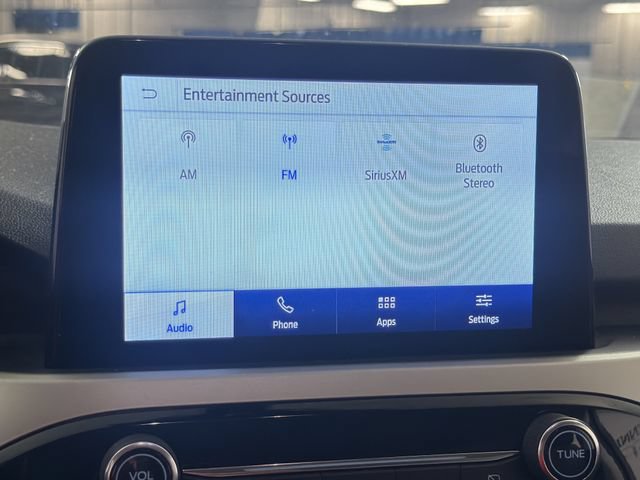 Certified 2022 Ford Escape SE w/ SE Sport Appearance Package FWD image 4