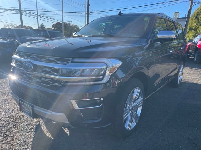 Certified 2022 Ford Expedition Platinum image 3