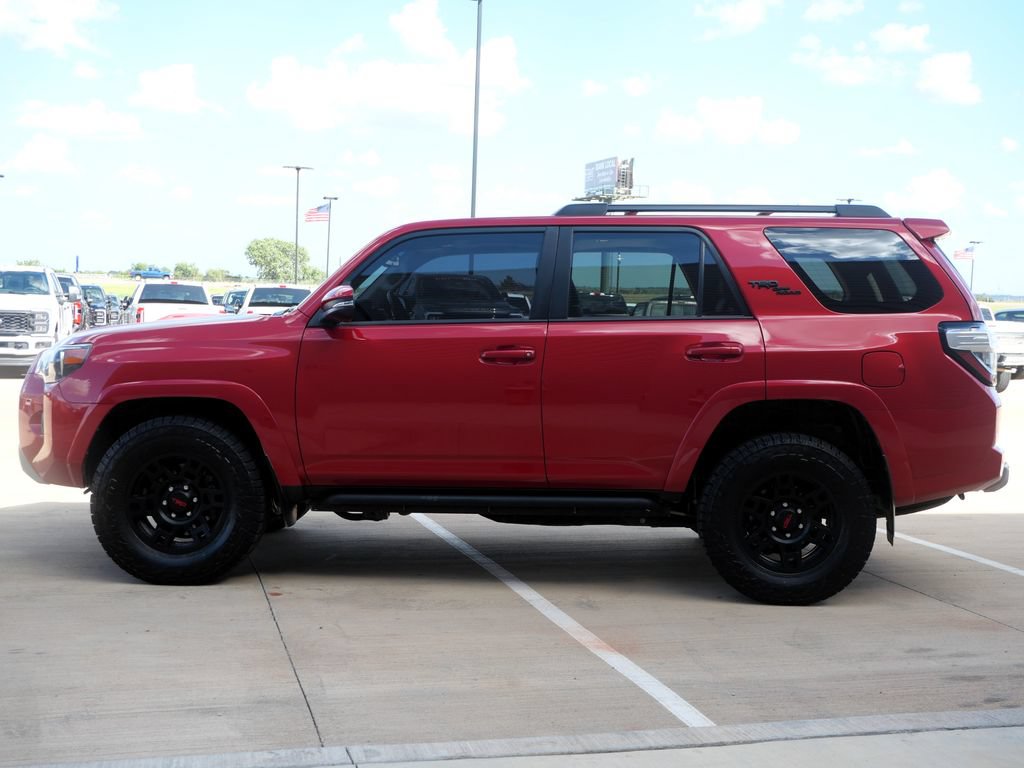 Used 2023 Toyota 4Runner TRD Off-Road Premium w/ Off Road Premium Plus Package AWD/4WD image 3