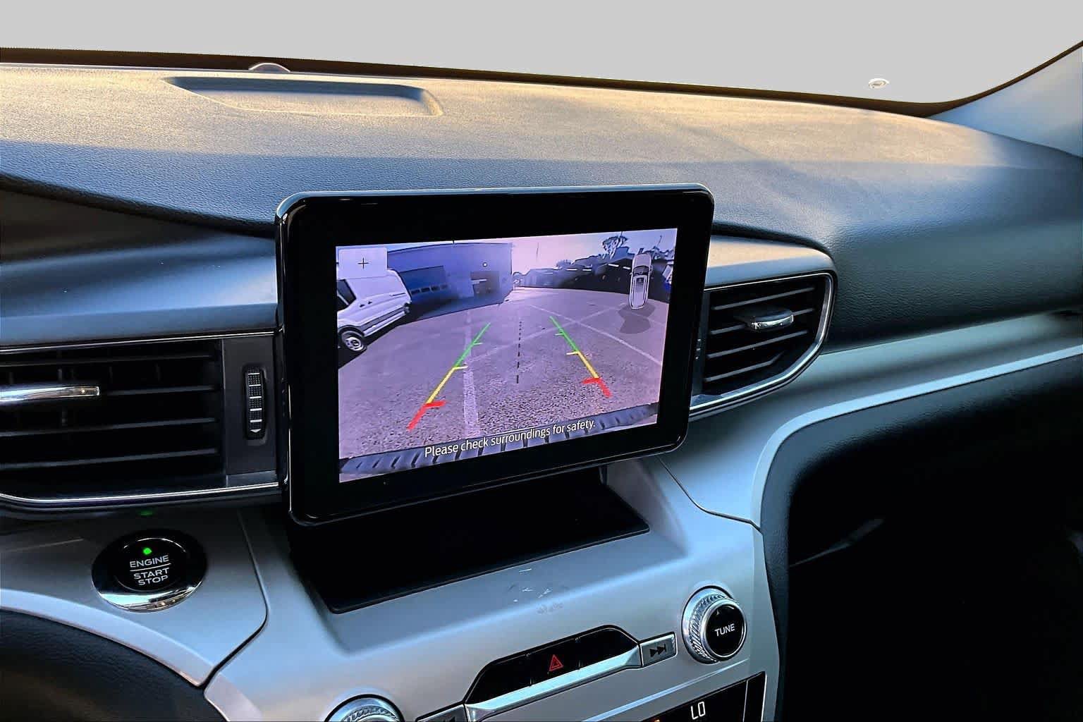 Certified 2020 Ford Explorer XLT w/ Equipment Group 202A RWD image 29
