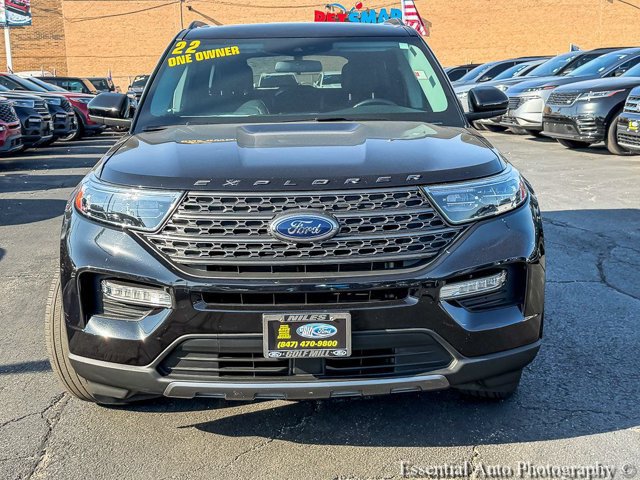 Certified 2022 Ford Explorer XLT w/ Equipment Group 202A AWD/4WD image 5
