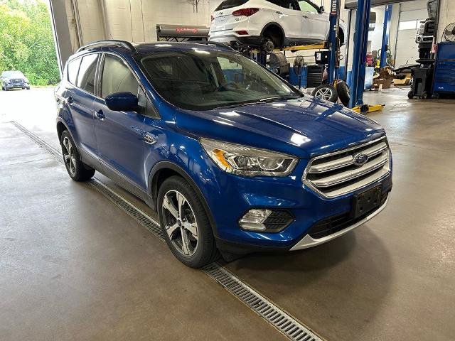 Certified 2017 Ford Escape SE w/ Equipment Group 201A AWD/4WD image 1
