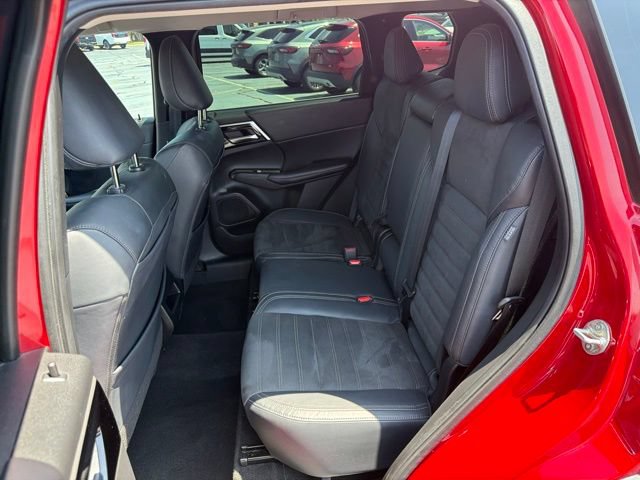 Used 2022 Mitsubishi Outlander SE FWD image 19