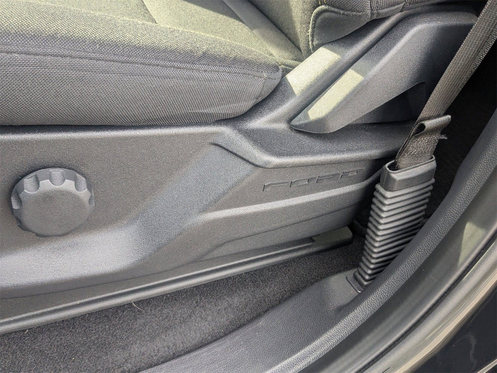 Certified 2024 Ford F150 STX image 21