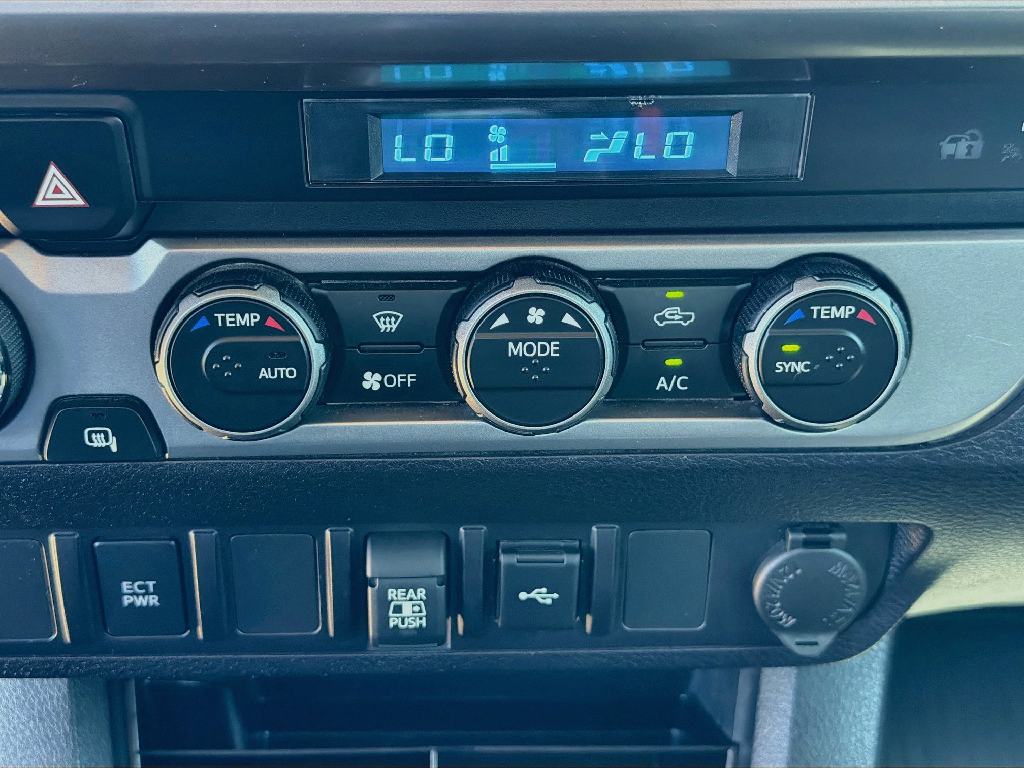 Used 2023 Toyota Tacoma SR5 w/ SX Package AWD/4WD image 15
