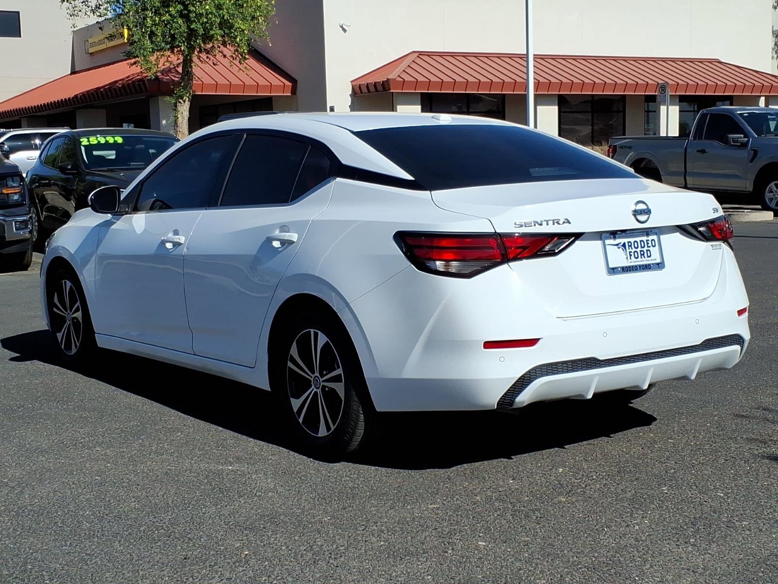 Used 2023 Nissan Sentra SV FWD image 3