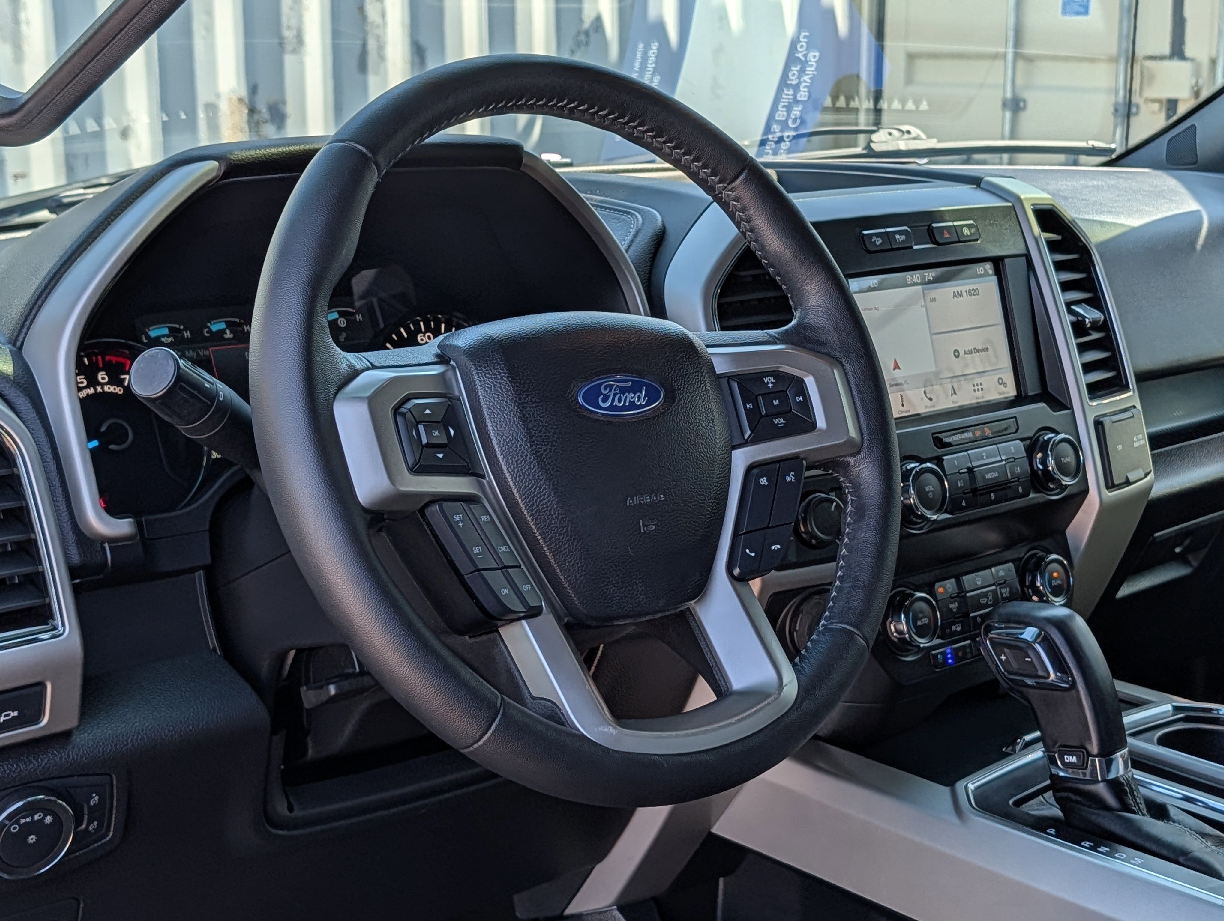 Certified 2019 Ford F150 Lariat image 21