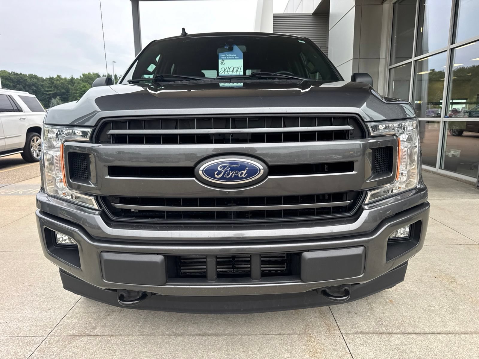 Certified 2019 Ford F150 XLT w/ Equipment Group 302A Luxury AWD/4WD image 11