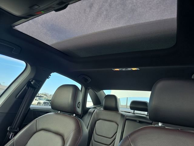 Used 2023 Volkswagen Jetta GLI Autobahn image 21