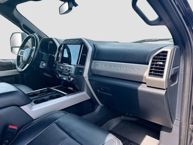 Certified 2022 Ford F350 Lariat w/ Black Appearance Package image 31