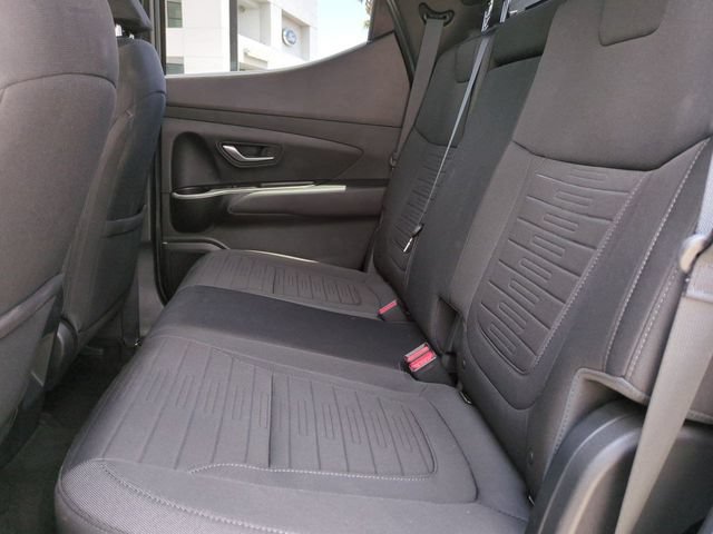 Used 2023 Hyundai Santa Cruz SEL Premium w/ Cargo Package AWD/4WD image 14