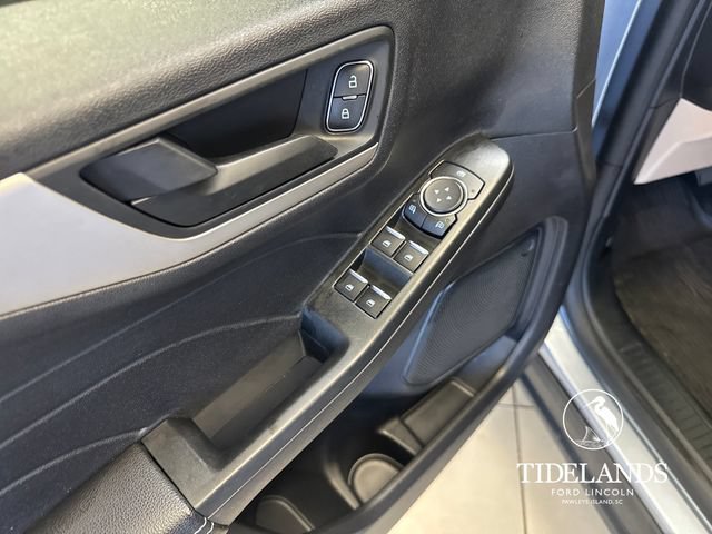 Certified 2022 Ford Escape SE w/ SE Sport Appearance Package FWD image 15
