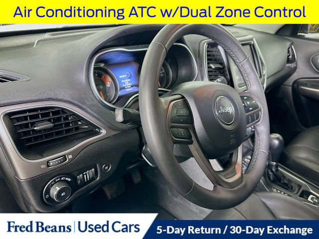 Used 2021 Jeep Cherokee Latitude Lux w/ Comfort/Convenience Group image 12