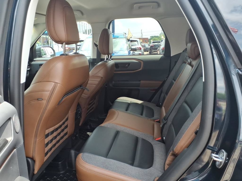 Certified 2023 Ford Bronco Sport Outer Banks w/ Tech Package AWD/4WD image 9