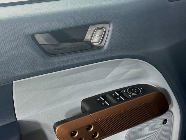 Certified 2022 Ford Maverick Lariat w/ Lariat Luxury Package image 21