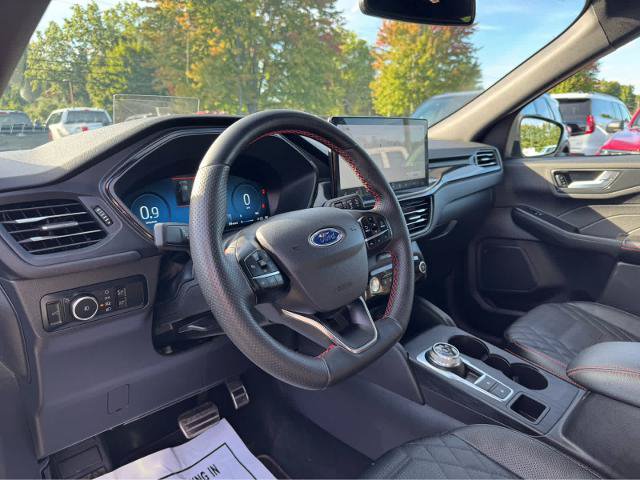 Certified 2023 Ford Escape ST-Line Elite w/ Premium Technology Package AWD/4WD image 16