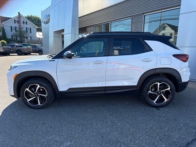 Used 2023 Chevrolet TrailBlazer RS w/ Sun and Liftgate Package AWD/4WD image 9