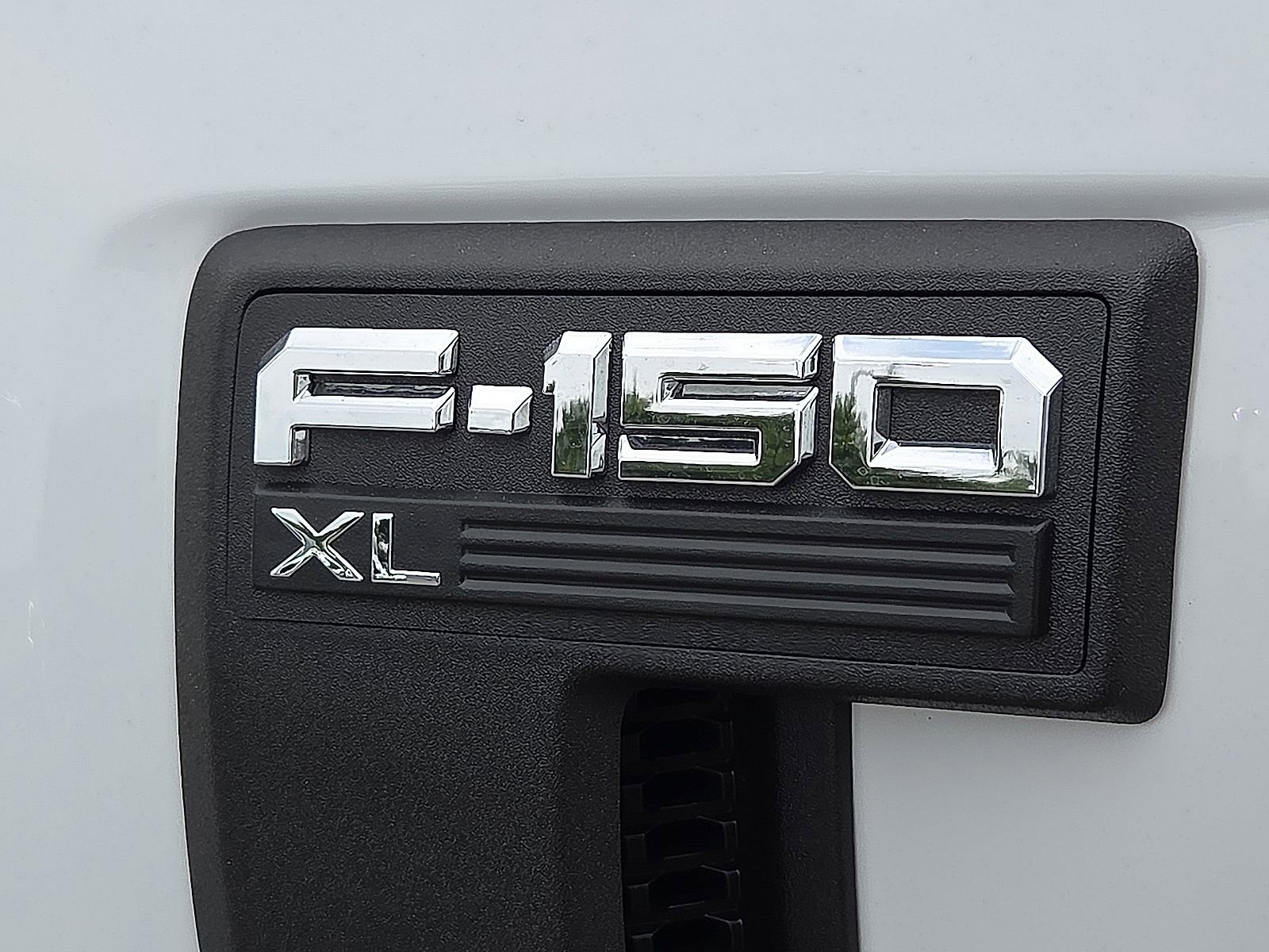Certified 2023 Ford F150 XL w/ XL Chrome Appearance Package AWD/4WD image 9