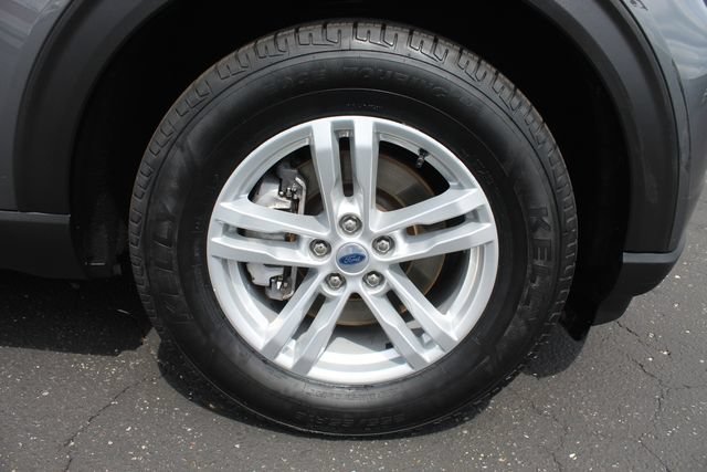 Certified 2024 Ford Explorer XLT w/ Equipment Group 202A AWD/4WD image 20
