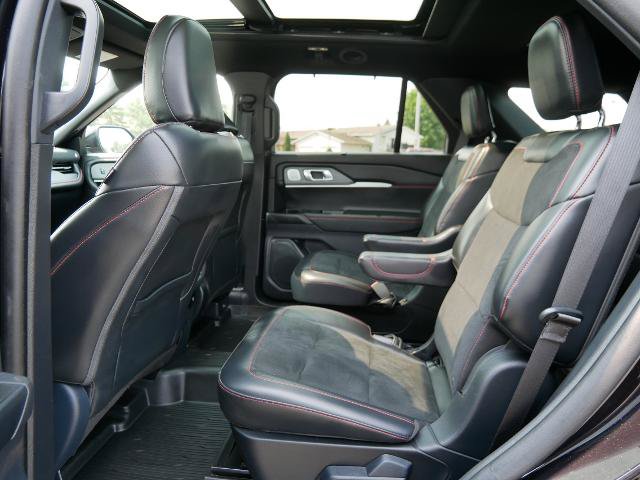 Certified 2025 Ford Explorer ST AWD/4WD image 11